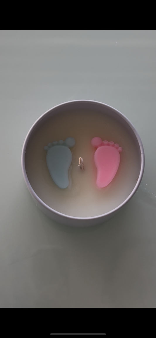 Baby reveal/shower candle